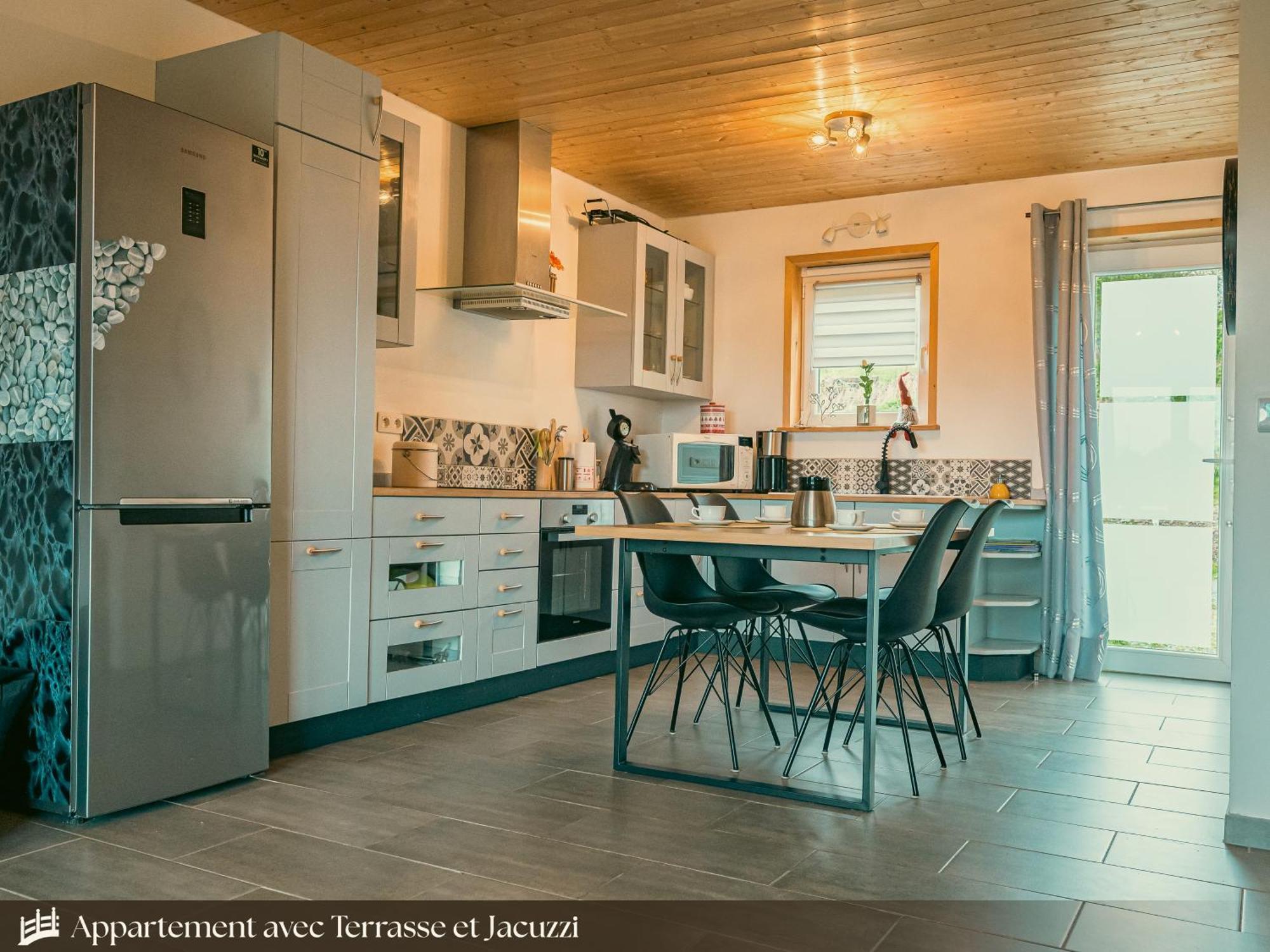 Les Appartements Du Pont Alsort Froid Chapelle Bagian luar foto